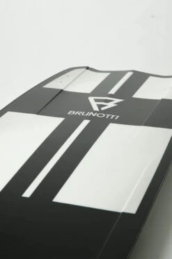 Brunotti Dimension Kiteboard Complete W/ Straps -Sports Surf Store dimension closeup 67438.1671651266